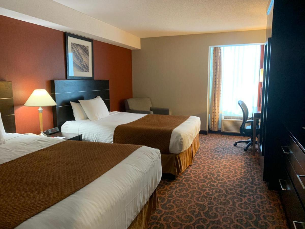 Ramada By Wyndham Niagara Falls/Fallsview Exterior foto