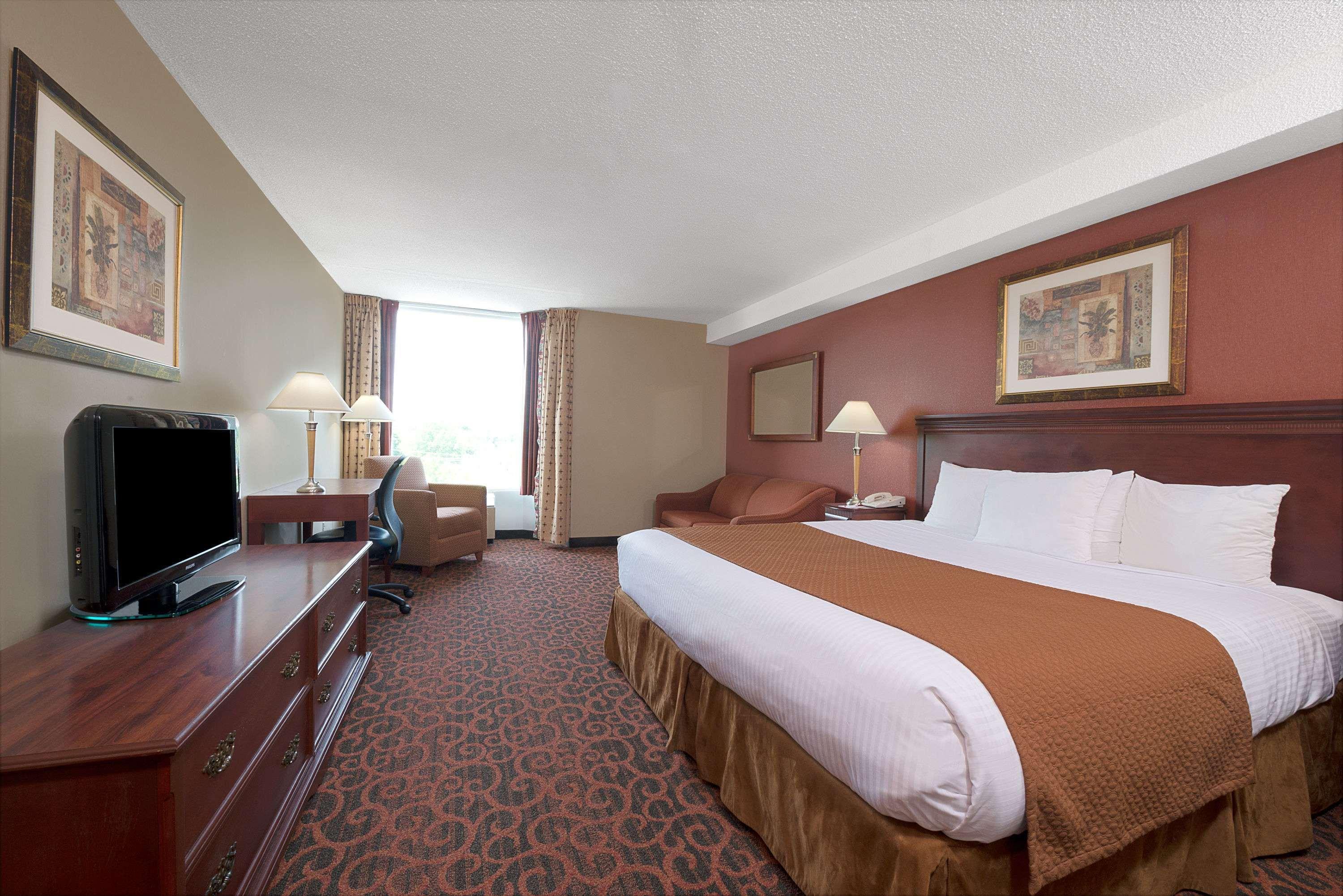 Ramada By Wyndham Niagara Falls/Fallsview Exterior foto